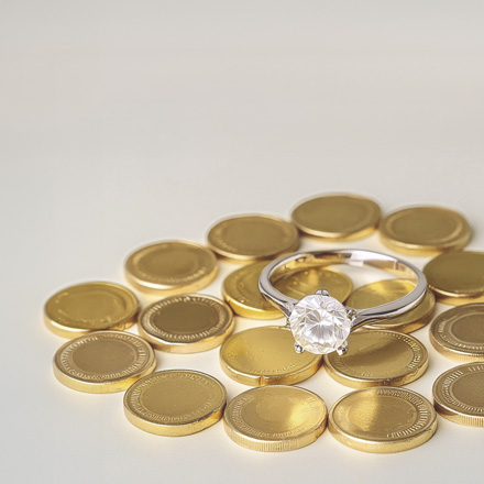 Beratung beim Verlobungsring-Spezialisten